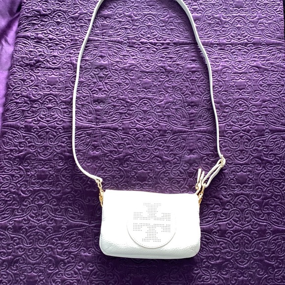 Authentic Tory Burch off white crossbody bag - Picture 9 of 9